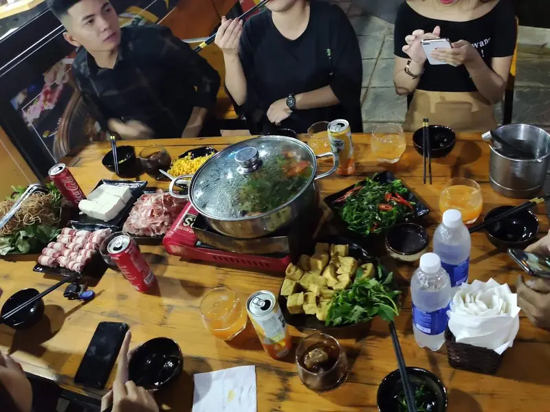 Nhà Hàng Quê Tôi