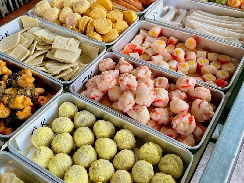 Tiến Thắng - Thế Giới Đồ Ăn Vặt-Nem Nướng Nha Trang-Ốc- Chân gà, Cánh gà-Nước