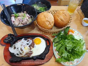 quán bánh mì tại Bảo Lộc Lâm Đồng