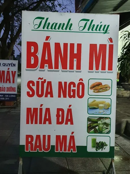 Bánh Mì Móng Cái