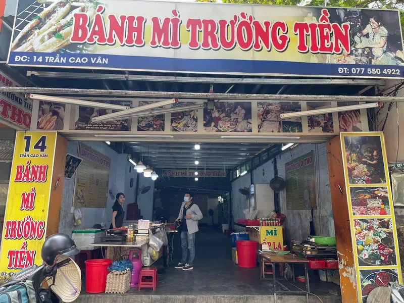 Bánh Mì Trường Tiền O Tho