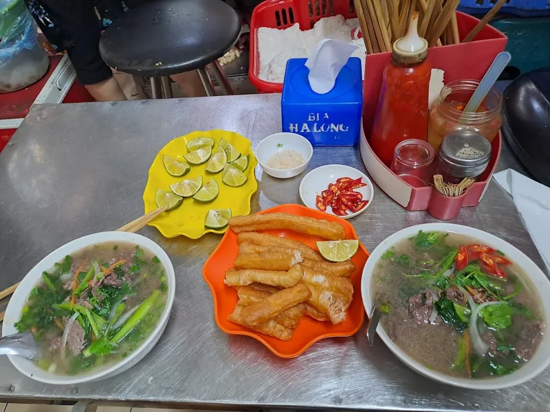 Quán phở bò cụ Tặng