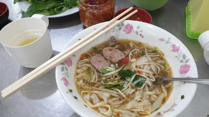 Quán Phở Tạo Thành