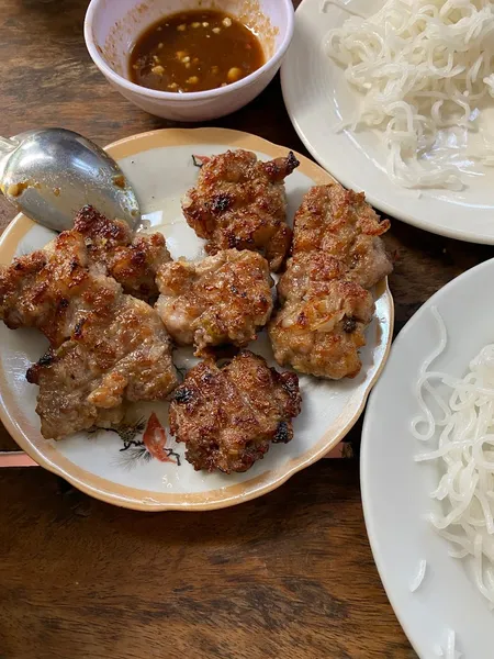 Bún chả bà trang