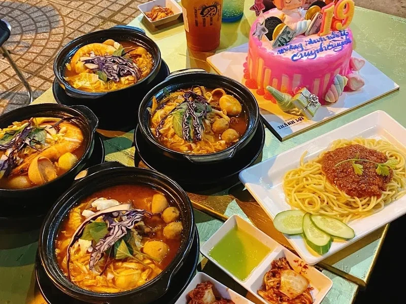 Wings Trà sữa-Bingsu-Mì cay Bến Lức