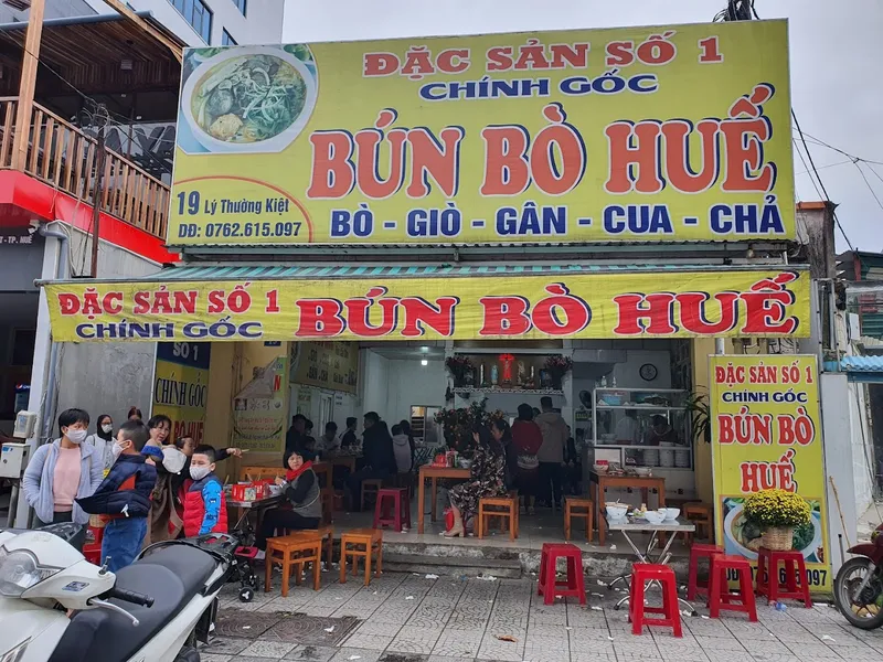 Đặc sản số 1 chính gốc Bún bò Huế