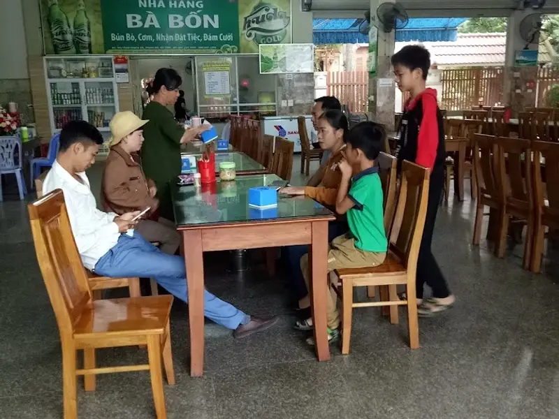 Nhà Hàng Cơm Bà Bốn