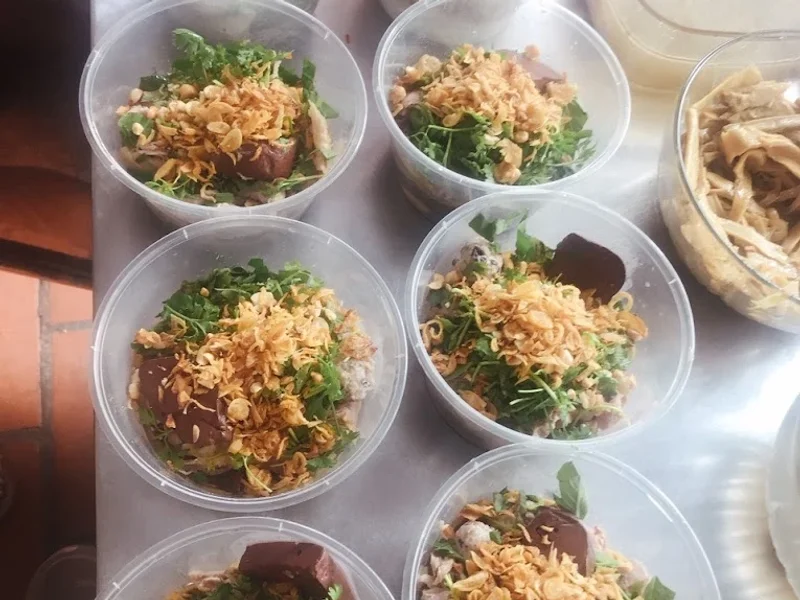 Quán Ngon Long Biên