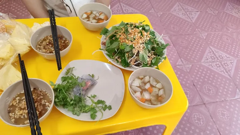 Quán ăn vặt xế chiều