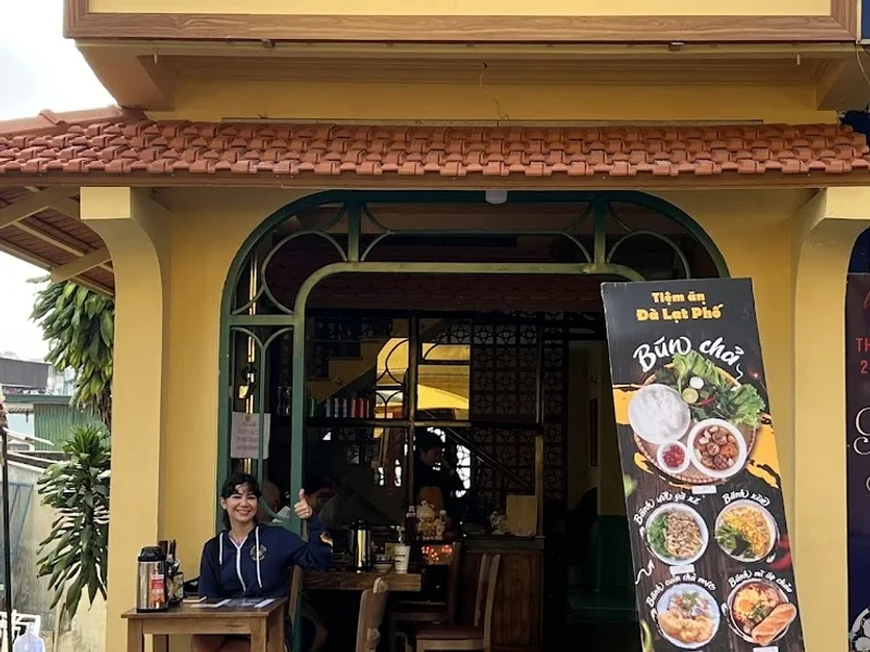 Tiệm ăn Đà Lạt Phố - Restaurant