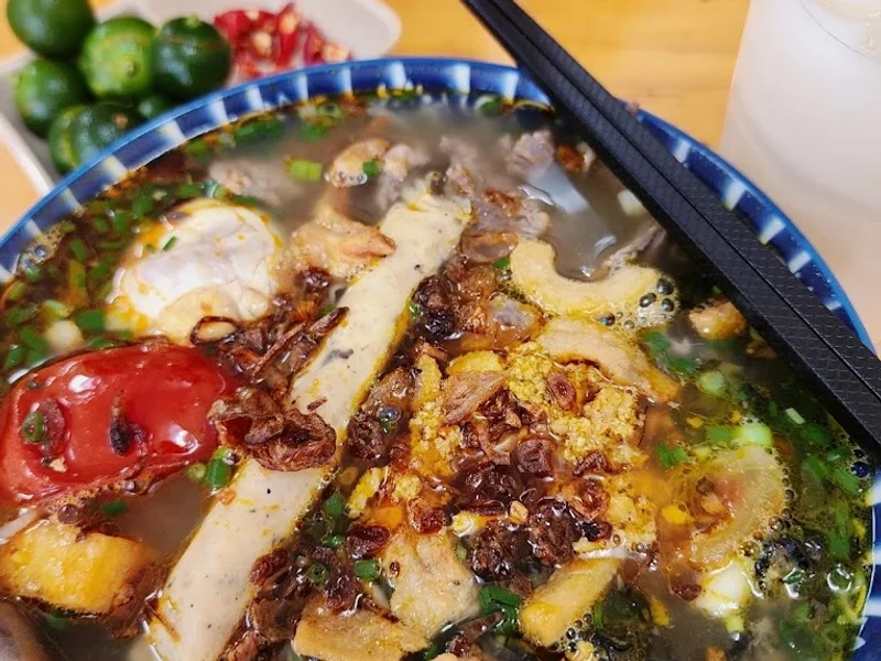 SAM SAM - Bánh tráng cuốn thịt heo