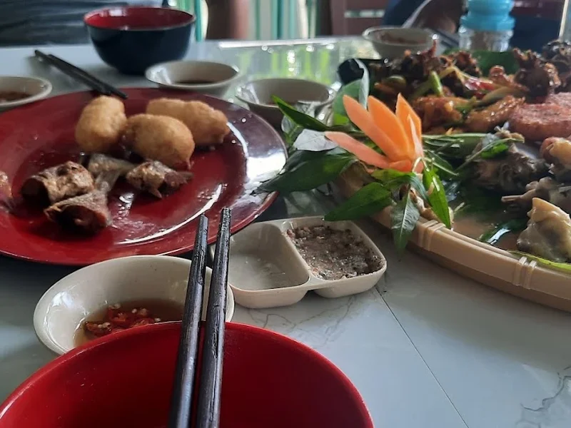 Vườn Sinh Thái Cánh Đồng Háp Hai Phương