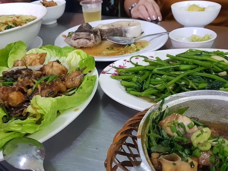 Quán cơm Nghĩa Ký 2