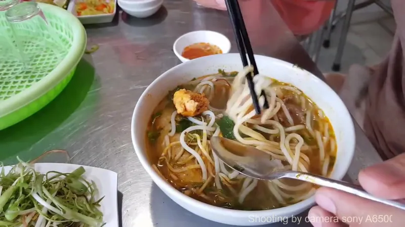 Bún Bò Huế TRƯƠNG GIA