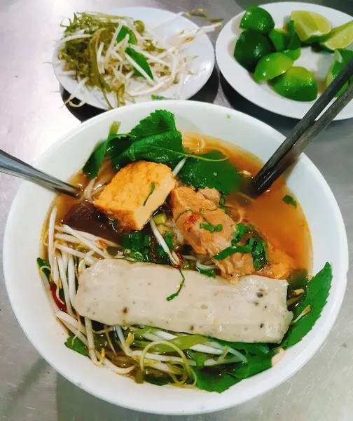 Bún riêu mộc