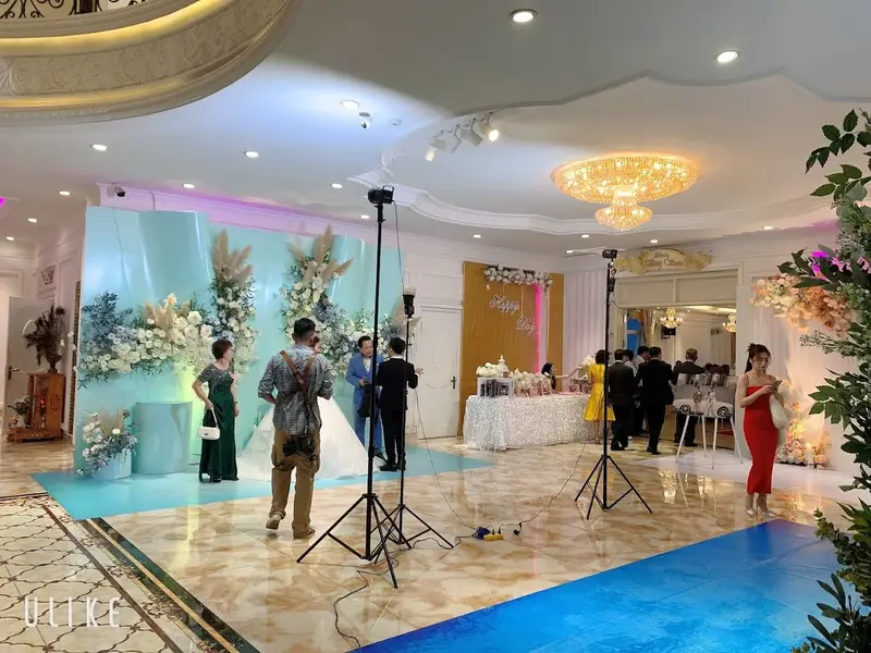 Nhà Hàng Tiệc Cưới Hồng Phát - Queen Palace