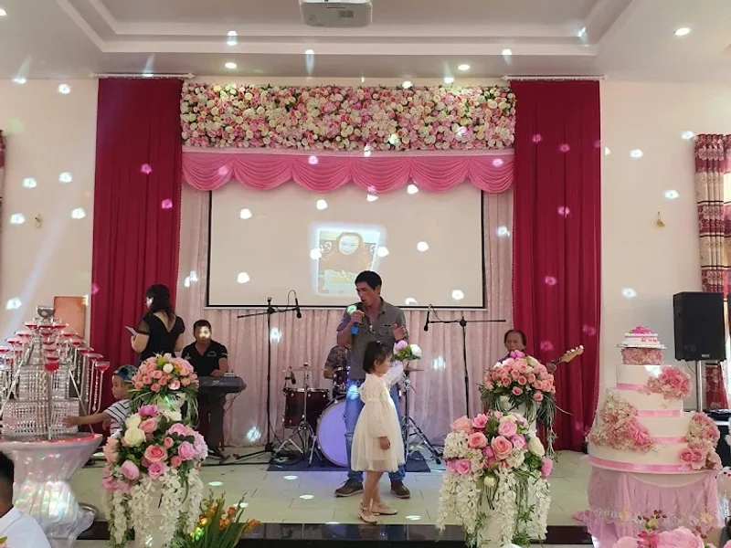 Nhà Hàng Tiệc Cưới Quốc Thoa