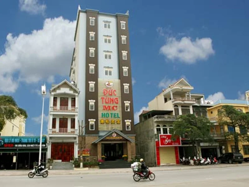 Đức Tùng Hotel