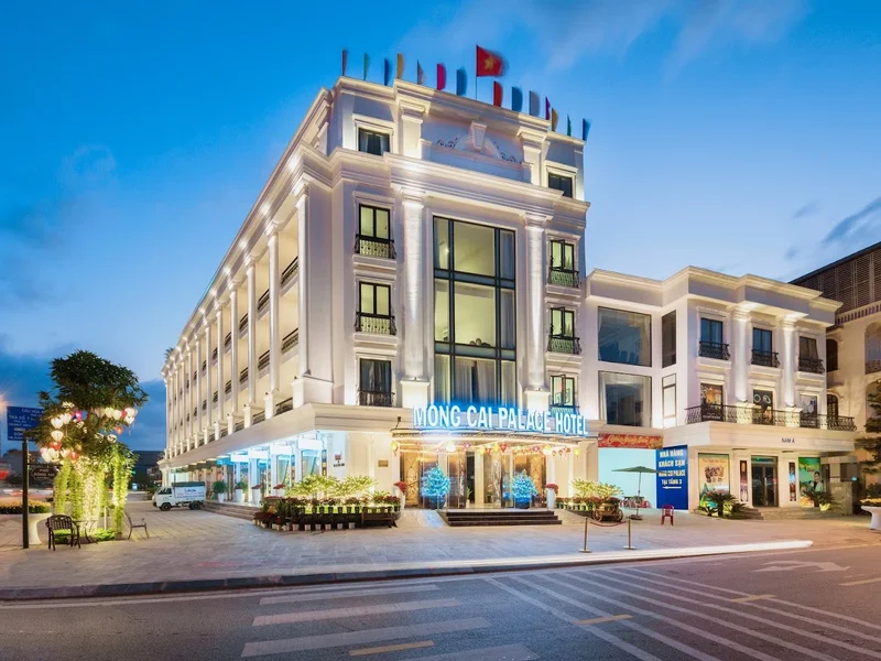 Mong Cai Palace Hotel