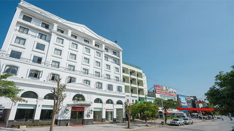 Grand Mong Cai Hotel