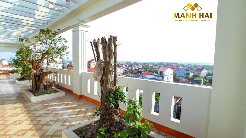 Khách sạn Nhà hàng Mạnh Hải