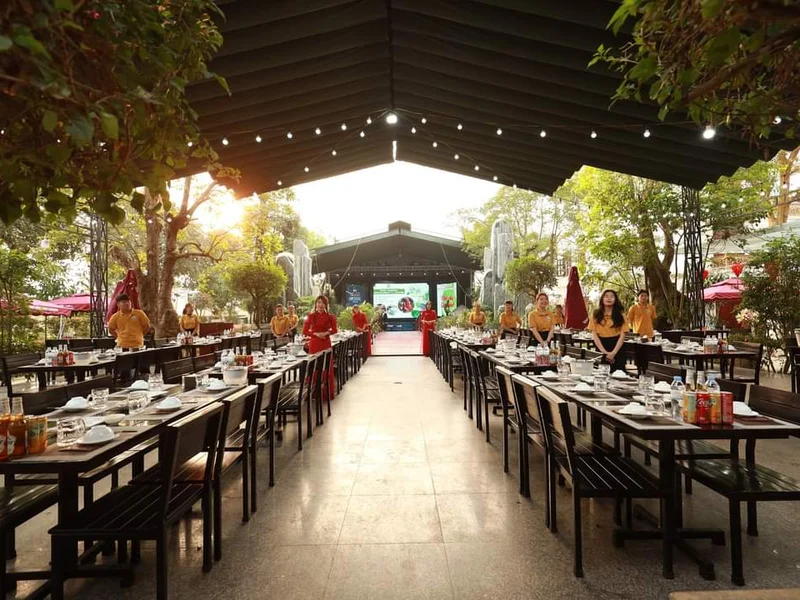 Nhà hàng Taaa Garden