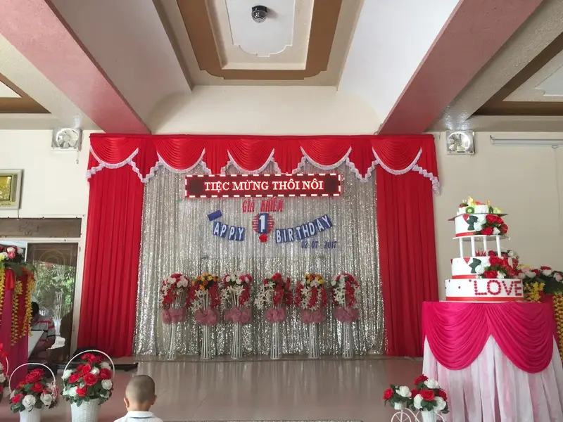 Nhà Hàng KIM XUYẾN