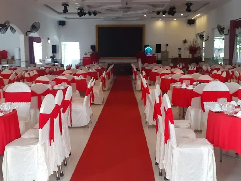 Nhà hàng ngọc Hà