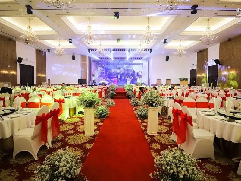 Trung Tâm Hội Nghị Tiệc Cưới - Vạn Lộc Phát Palace
