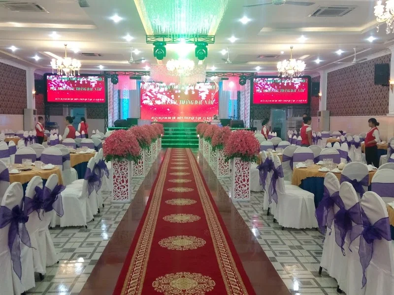 Trung tâm hội nghị tiệc cưới Phố Đôi