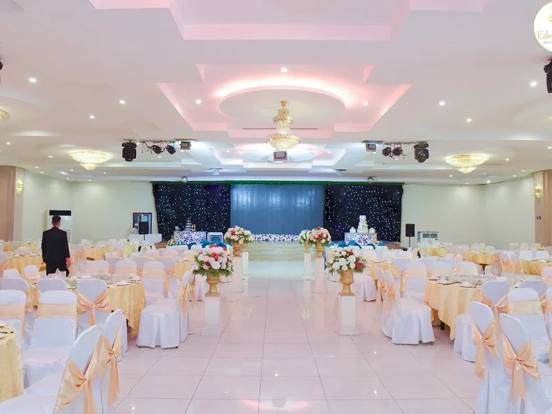Trung Tâm Hội Nghị - Tiệc Cưới Eden Plaza