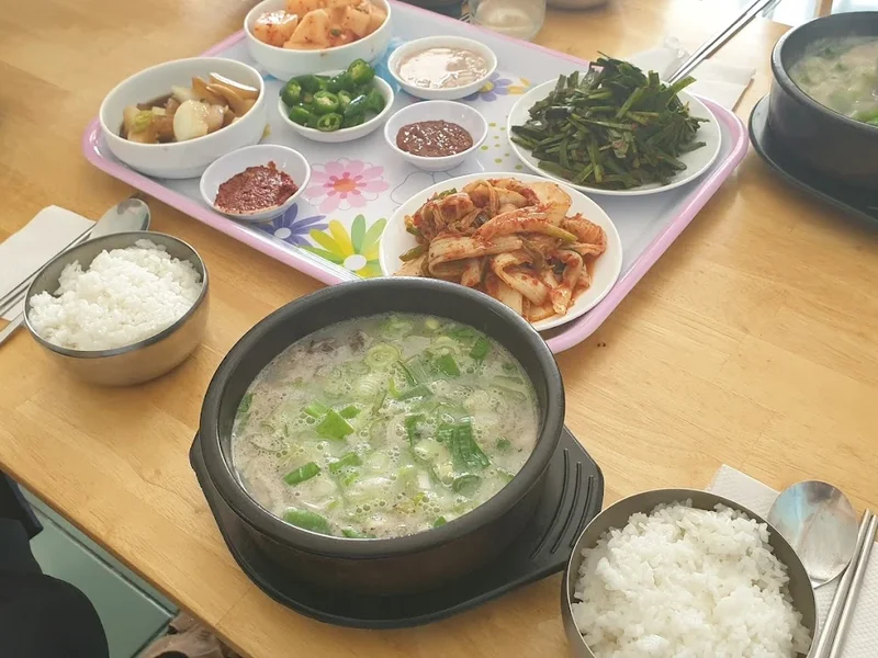 Nhà hàng Hàn Quốc Heung Bu Ne