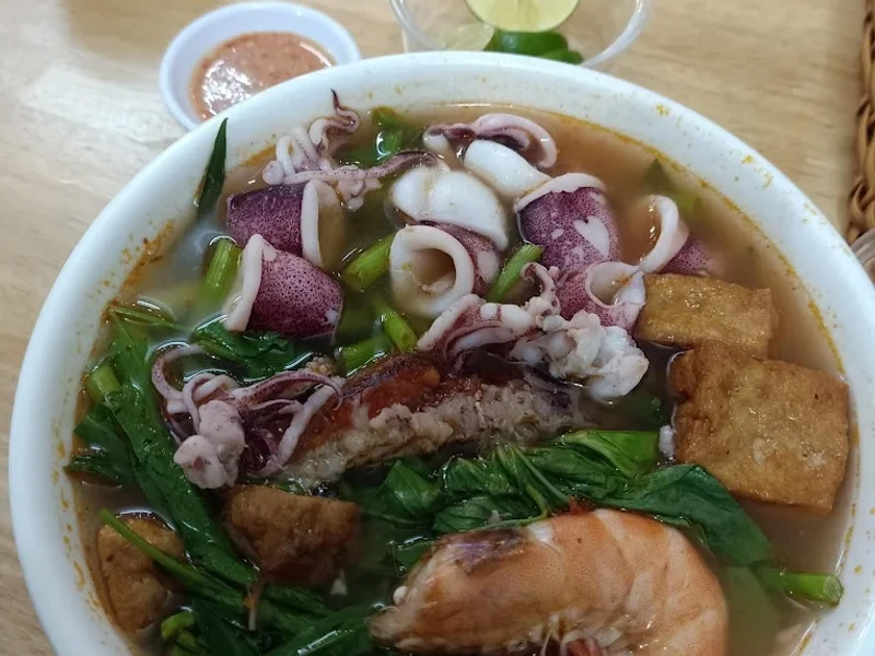 Ngân Bún Thái - Hủ Tiếu Mực