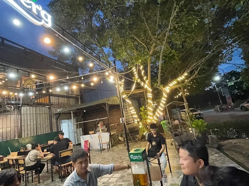 Bia Dân Chủ Đồng Sơn