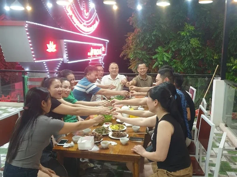 Quan bia hương Suối