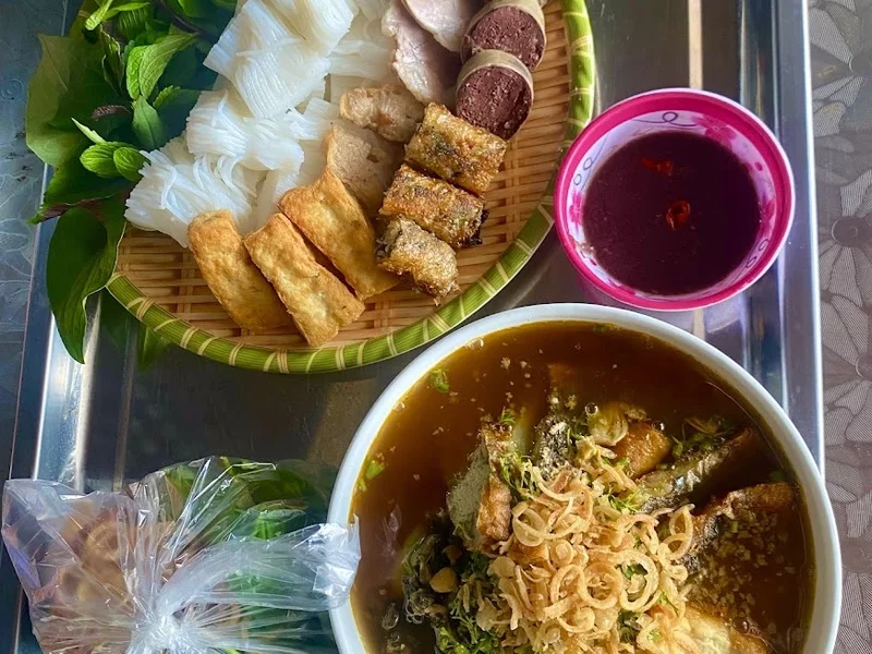 Bia ngon Thuý Lập