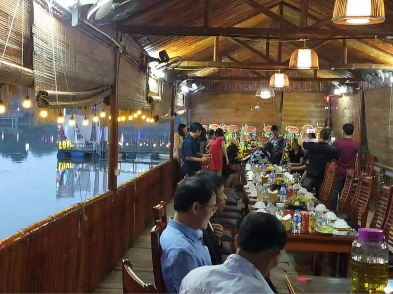 Quán Bia Linh Trang