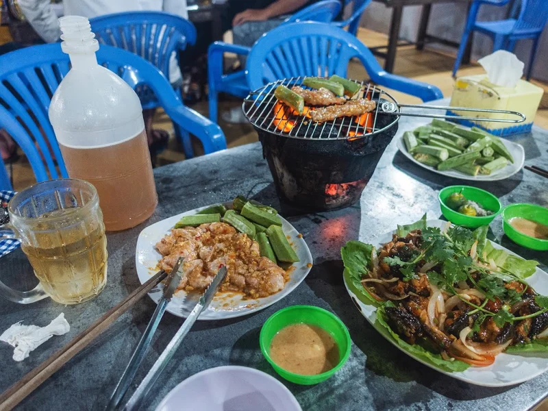 Quán Bia Hơi Sinh Viên