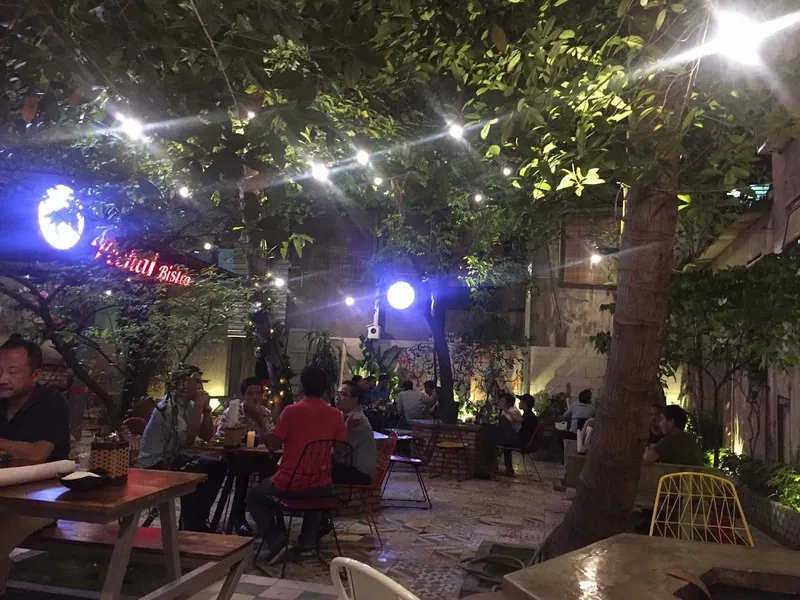 VECHAI Beer Garden