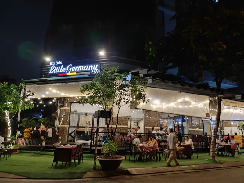 Nhà hàng bia Đức - Little Germany VN