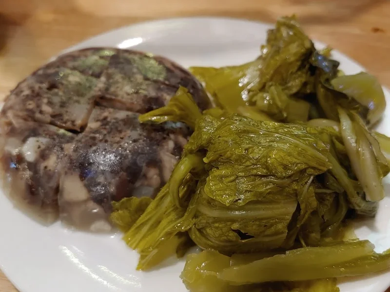 Bia hơi Hà Nội A Chính