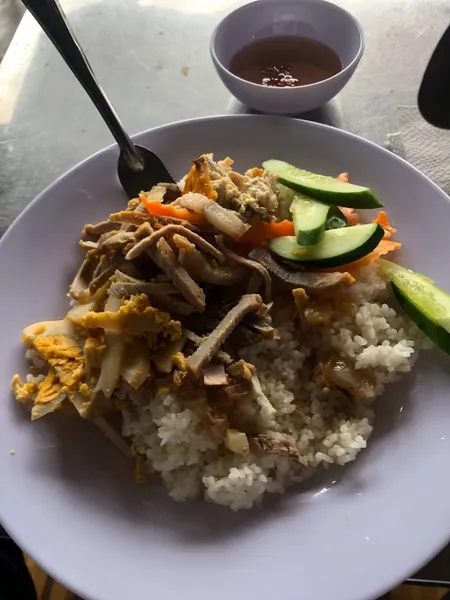 Cơm tấm Long Xuyên (Hương Bella)