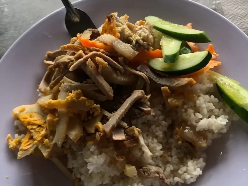 Cơm tấm Long Xuyên (Hương Bella)