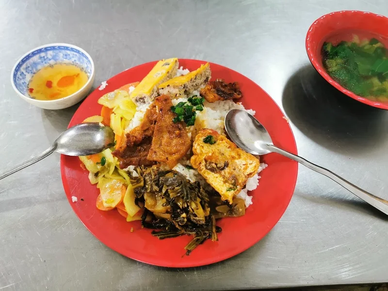 Quán Cơm Tấm Hoàng Dung