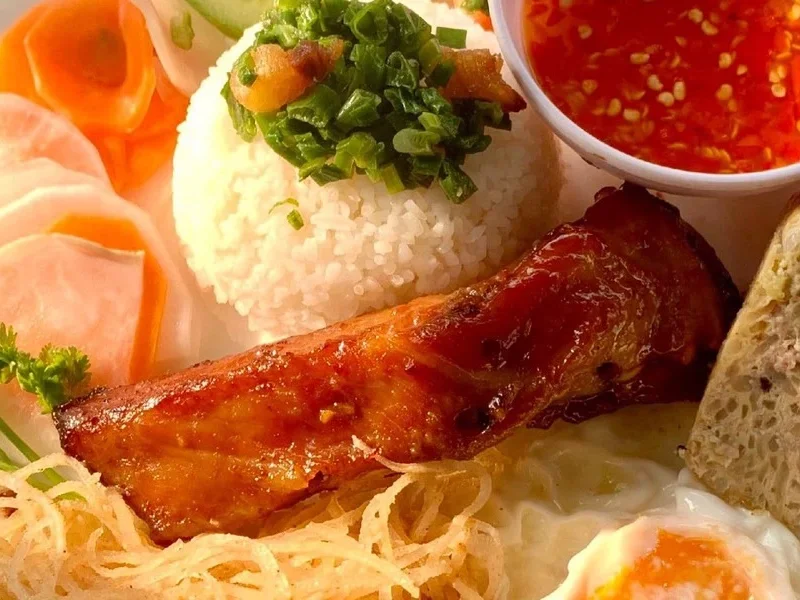 Cơm tấm Sài Gòn - BếpThương