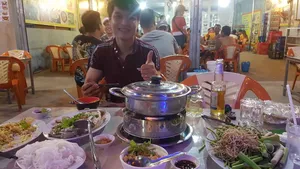 quán cơm gia đình tại Đức Hòa Long An