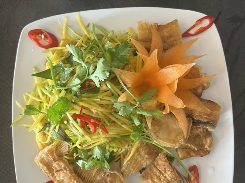 Cơm Niêu Gia Đình