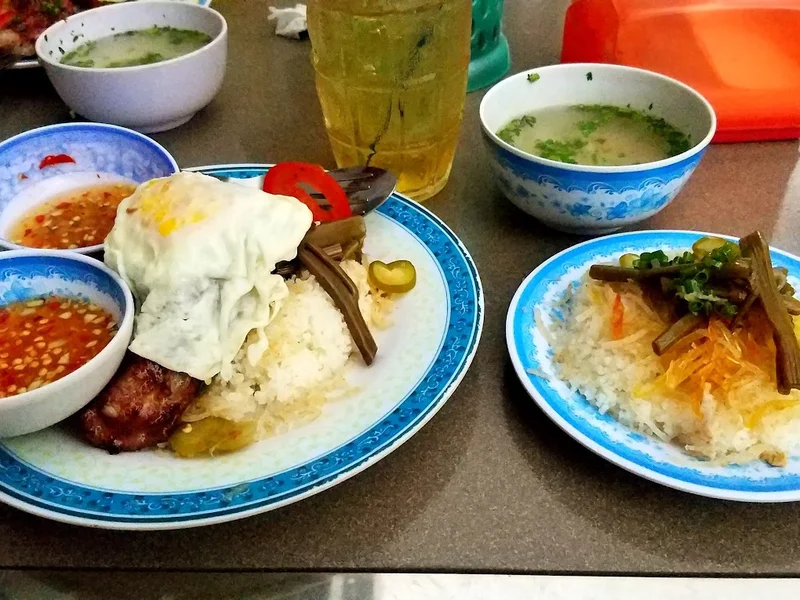 Cơm Tấm Phạm Hùng