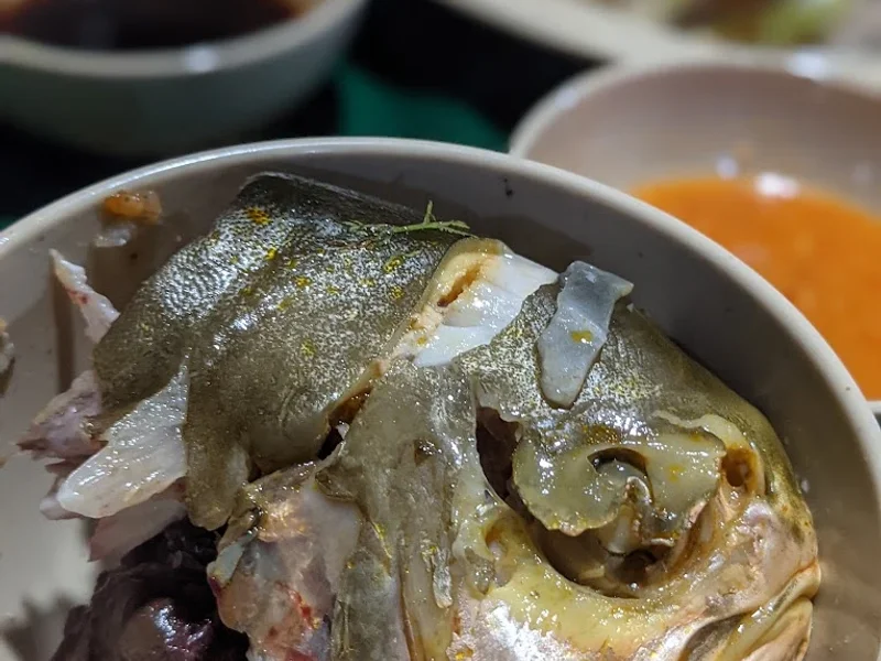 Nhà hàng Ánh Tuyết