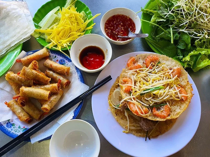 Tiệm Ăn Nhã Đình